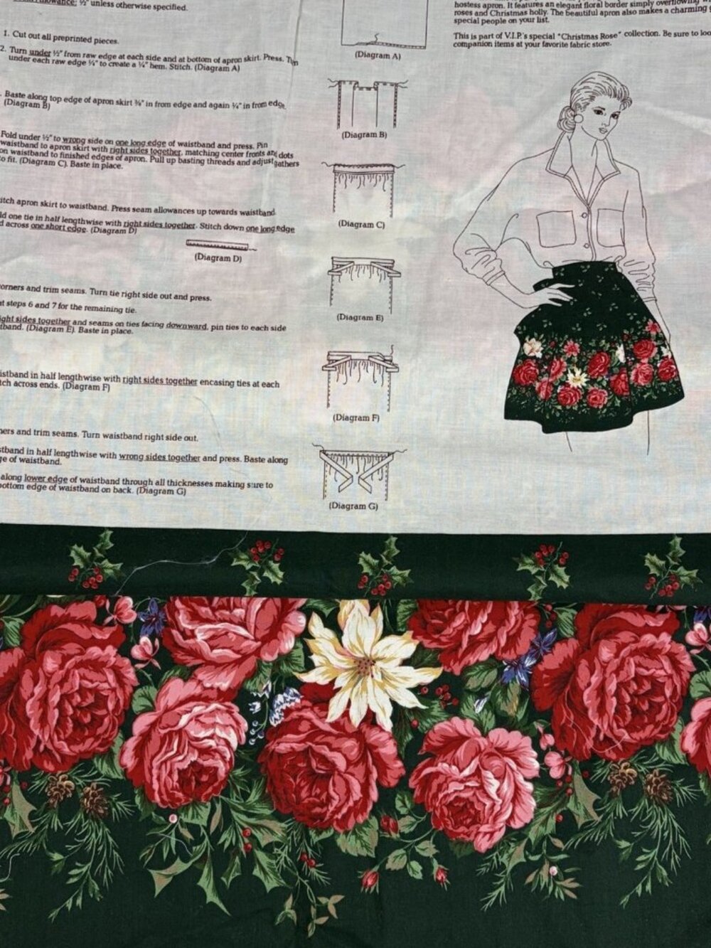 Vtg VIP Christmas Rose Apron Cut & Sew Fabric Panel Floral Holly Holiday Green